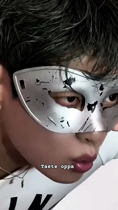 Latest photo of V (BTS)