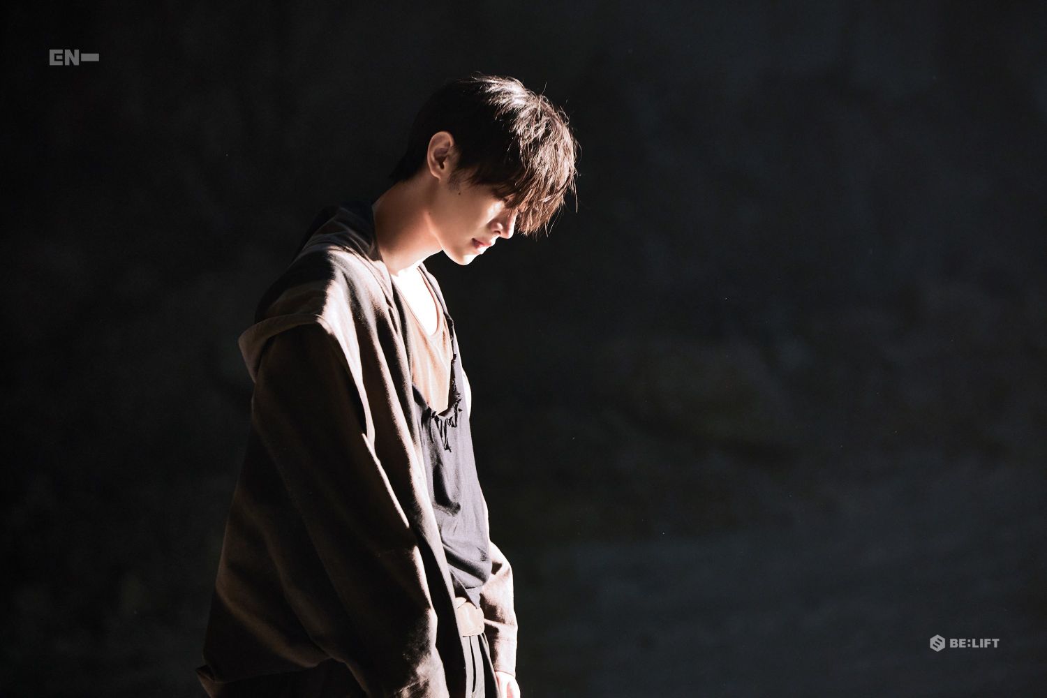 A moment captured by Sunghoon (ENHYPEN)'s fan