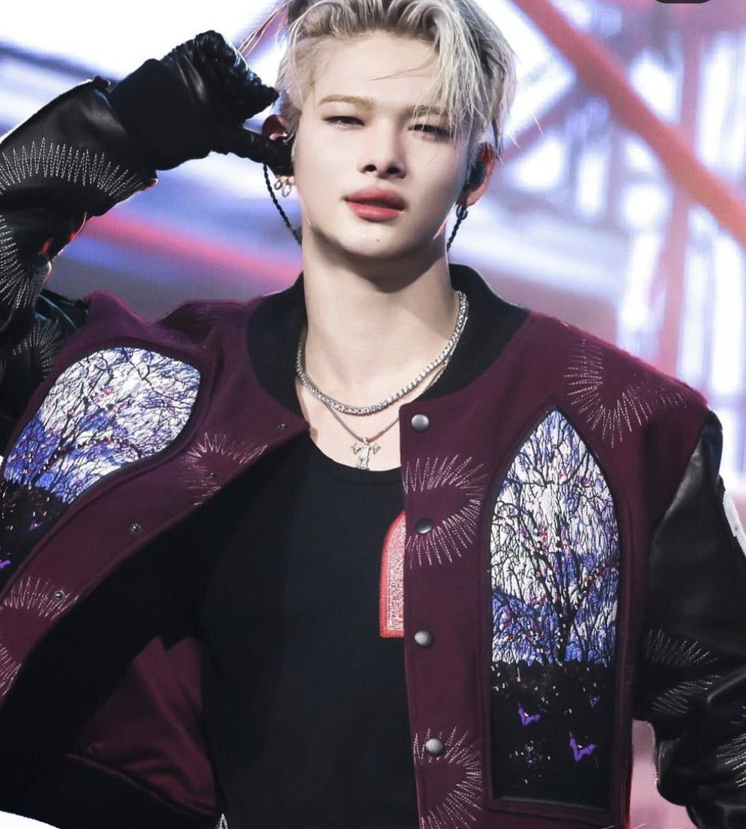 Behind-the-scenes cut of NI-KI (ENHYPEN)