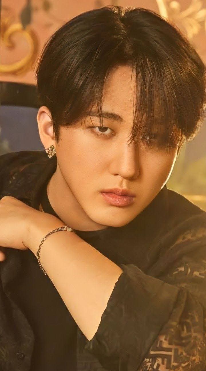 The most beloved wallpaper among Changbin (Stray Kids)'s fans