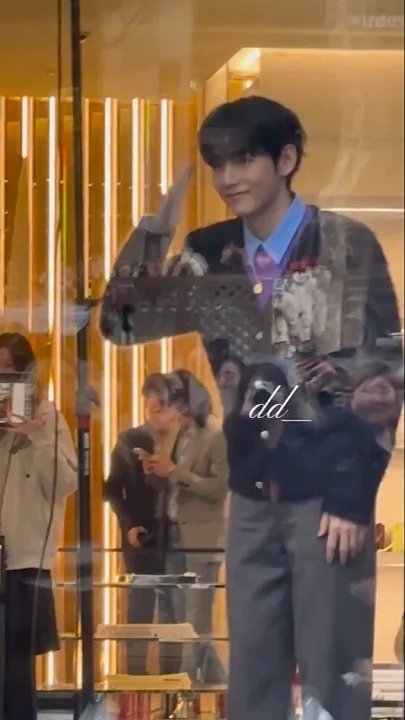 The most beloved wallpaper among V (BTS)'s fans