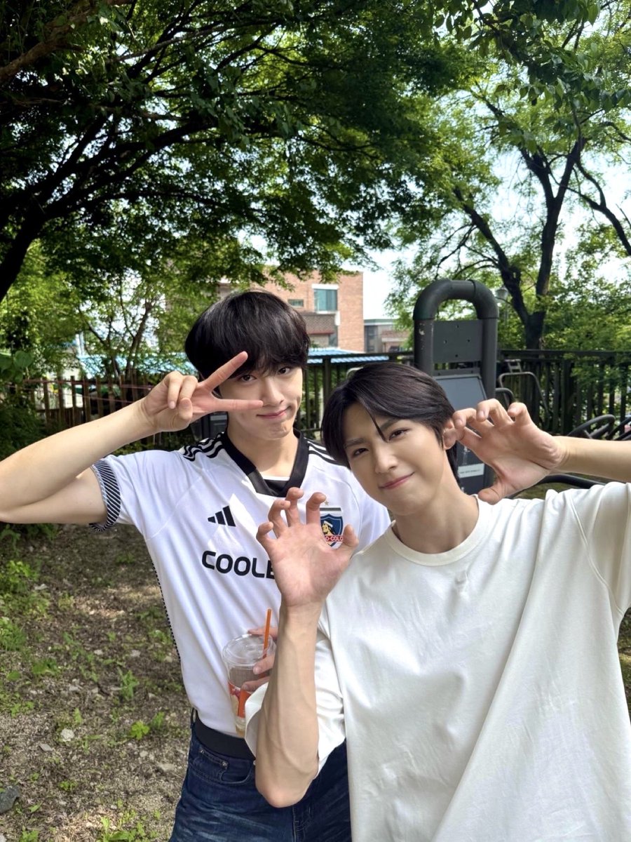 A moment captured by CIX's fan