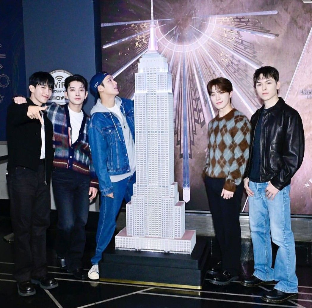 Foto aktivitas terbaru SEVENTEEN