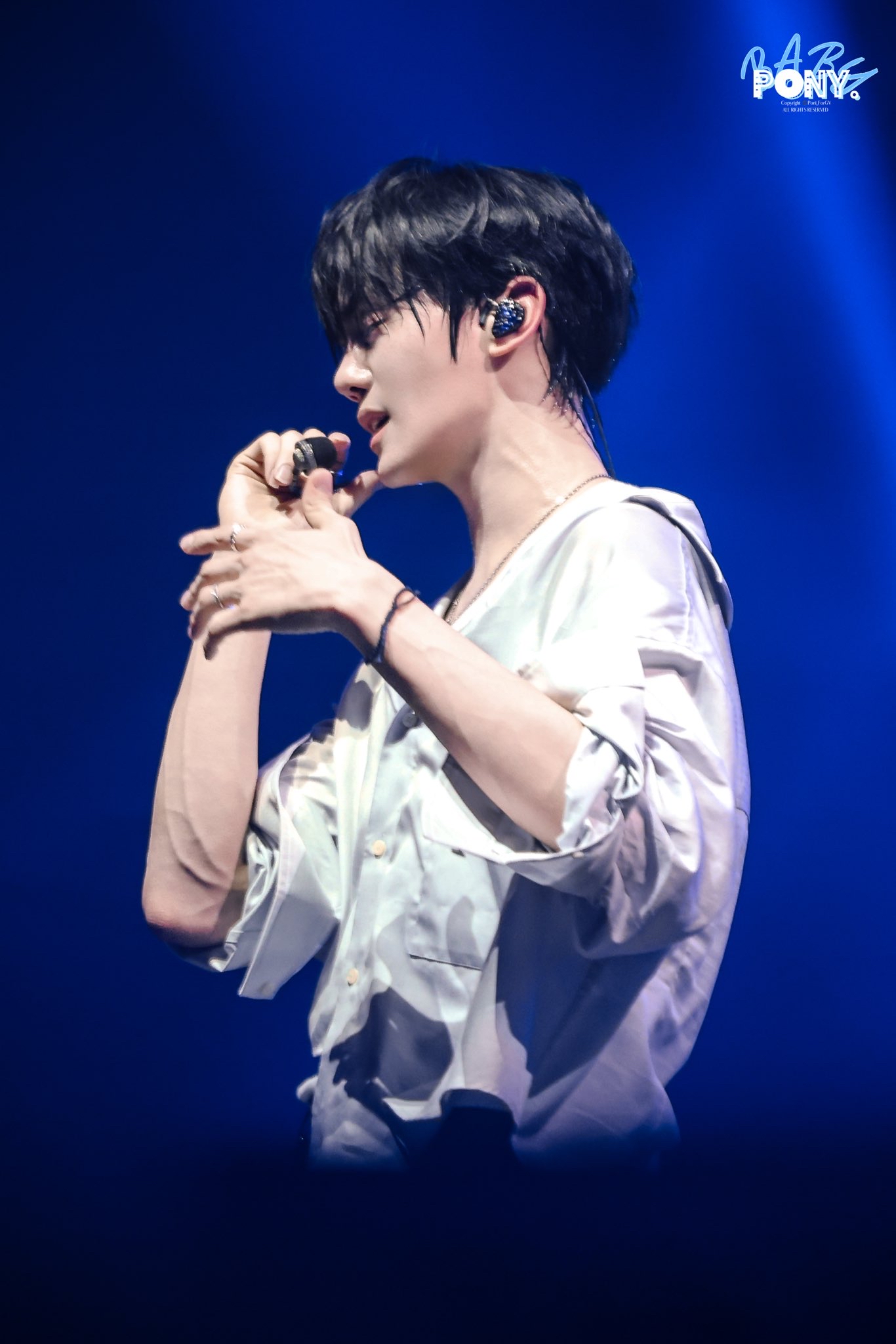 Behind-the-scenes cut of Kim Gyuvin (ZEROBASEONE)