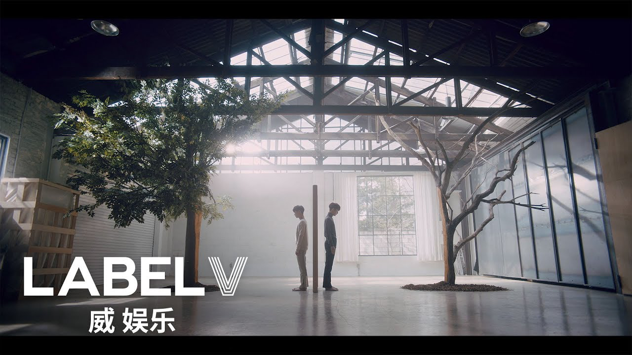 Latest photo of WINWIN (WayV)