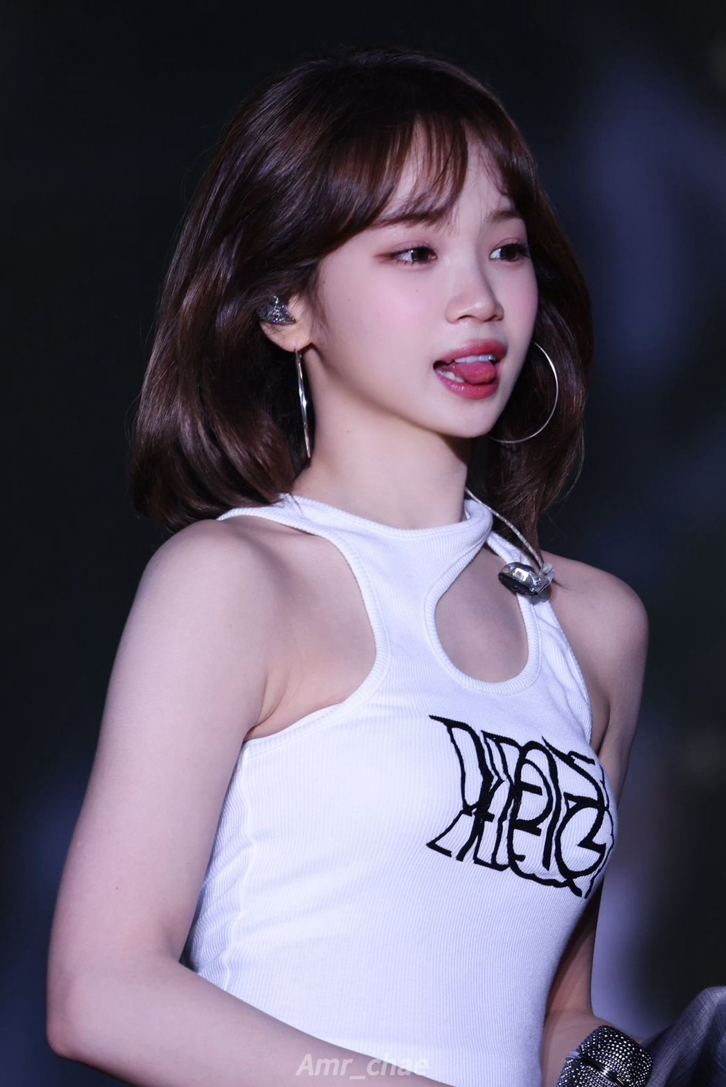A moment captured by Kim Chaewon (LE SSERAFIM)'s fan