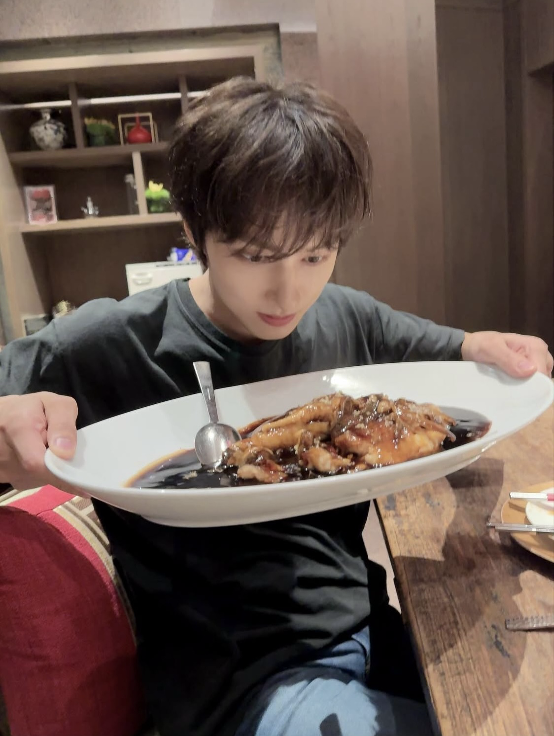 A moment captured by Jun (SEVENTEEN)'s fan