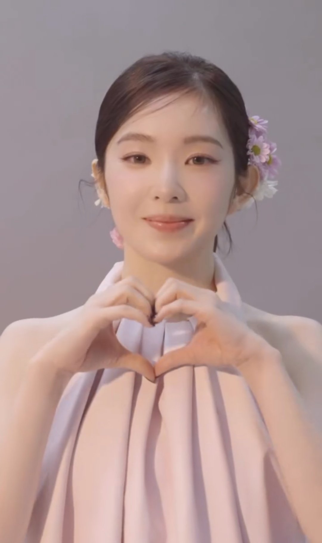 Recent activity shot of Irene (Red Velvet)