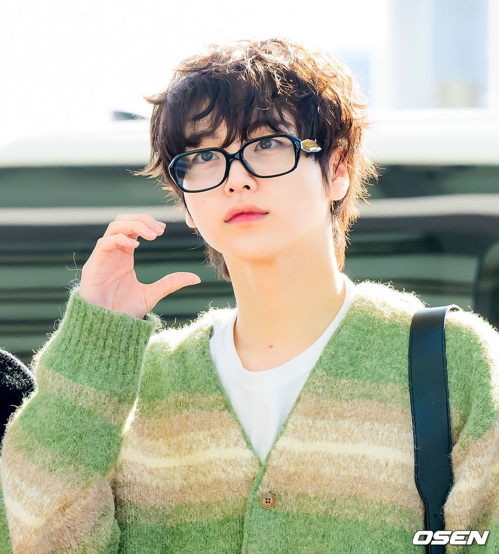 형준 (CRAVITY) 최근 활동샷