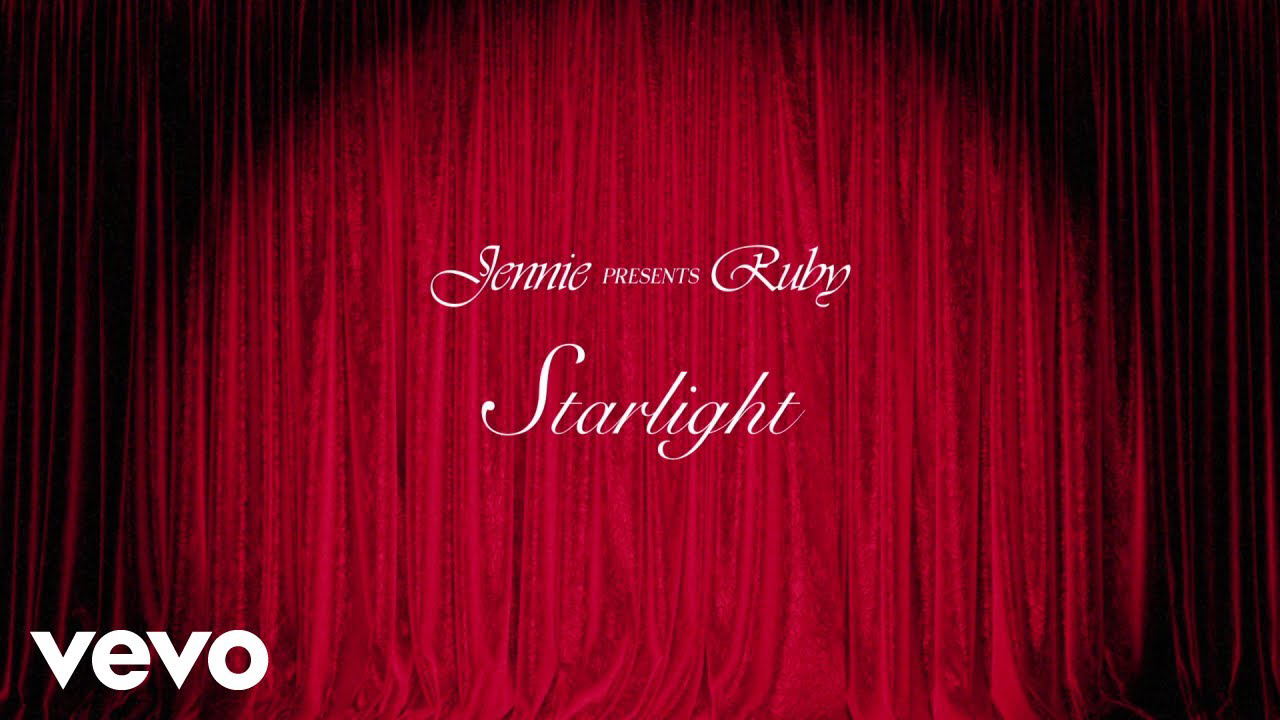 Behind-the-scenes cut of BLACKPINK