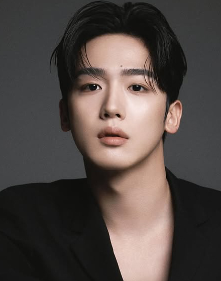 Recent activity shot of Kim Yohan (WEi)