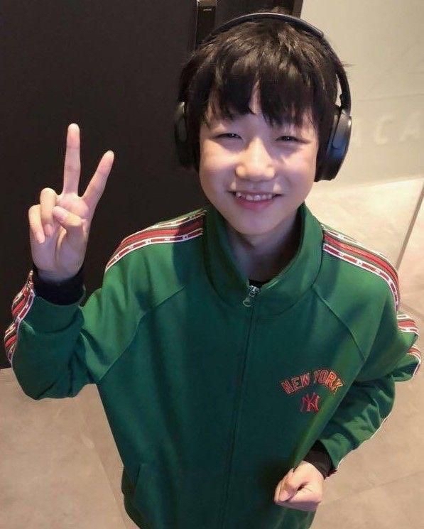 Behind-the-scenes cut of Jongseob (P1Harmony)