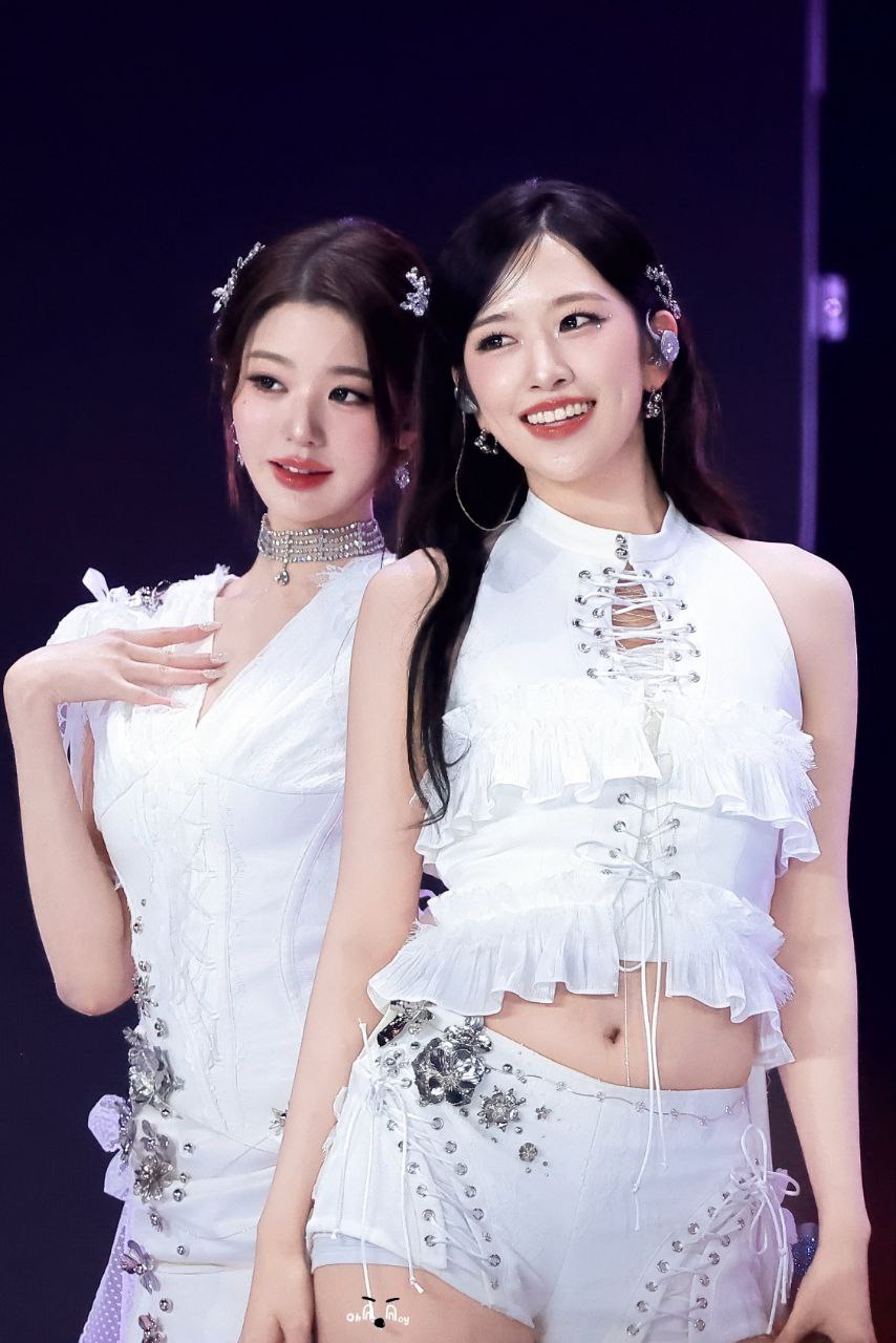 Behind-the-scenes cut of An Yujin (IVE)