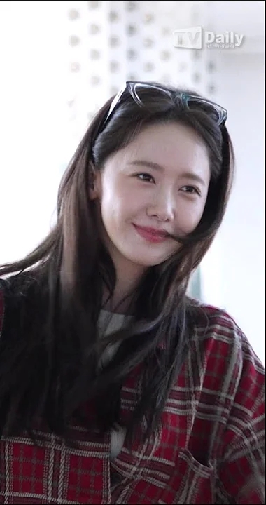 A moment captured by Yoona (Girls' Generation)'s fan