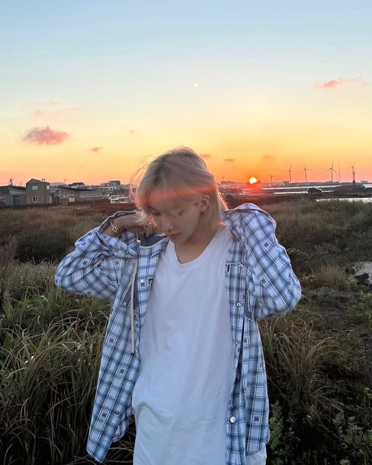 Behind-the-scenes cut of Jeonghan (SEVENTEEN)