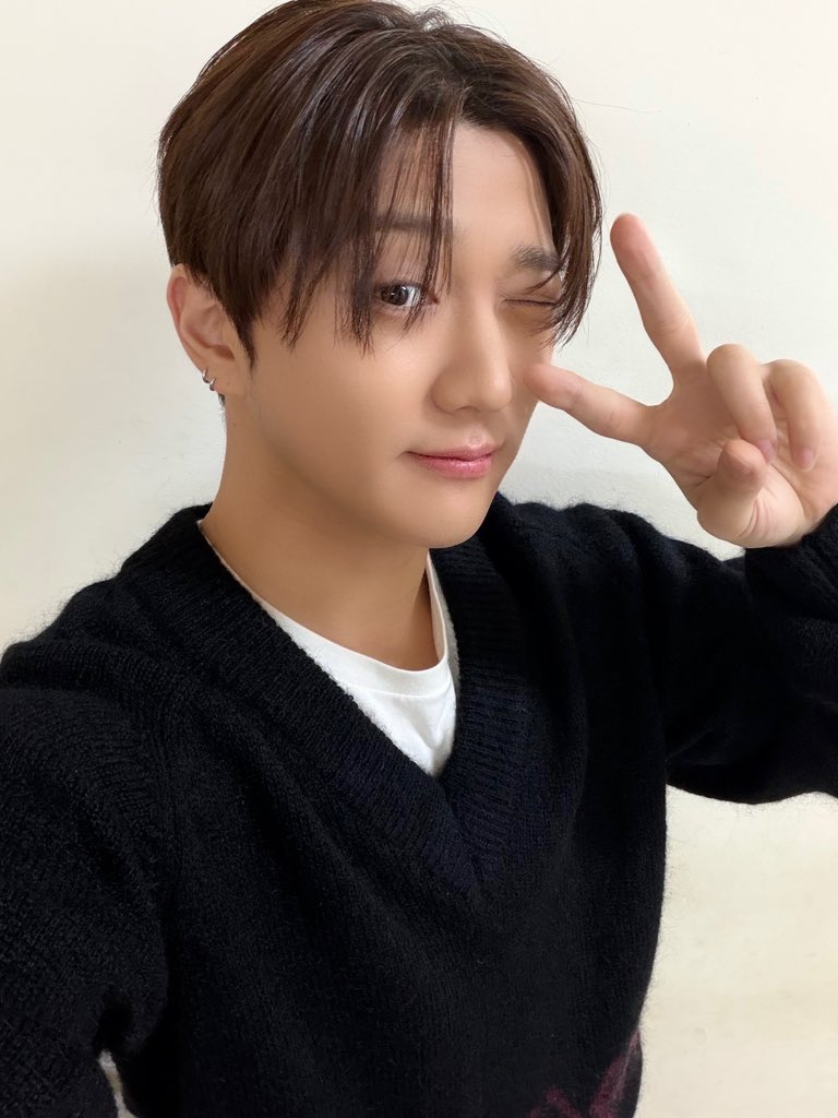 Latest photo of GoldenChild