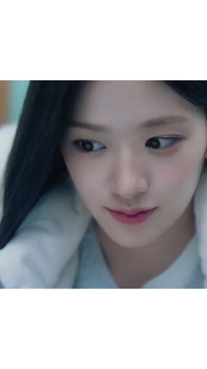 Behind-the-scenes cut of An Yujin (IVE)