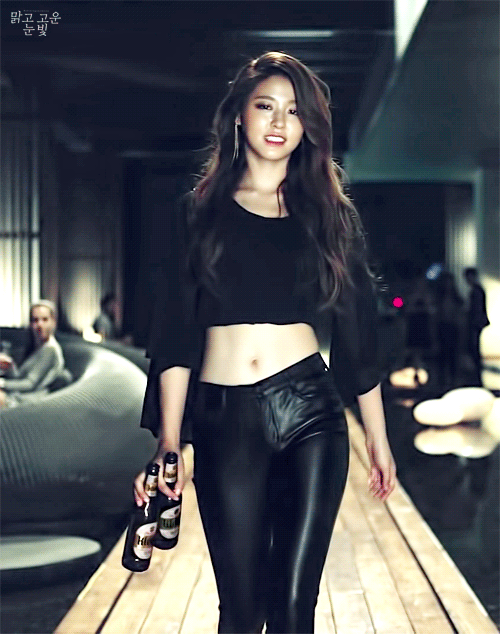 Latest photo of Seolhyun (AOA)