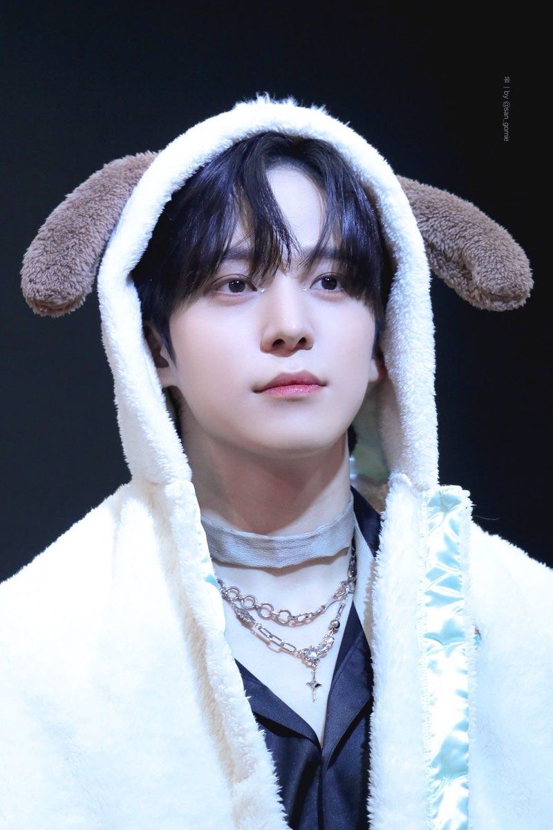 에이티즈의 최신 사진