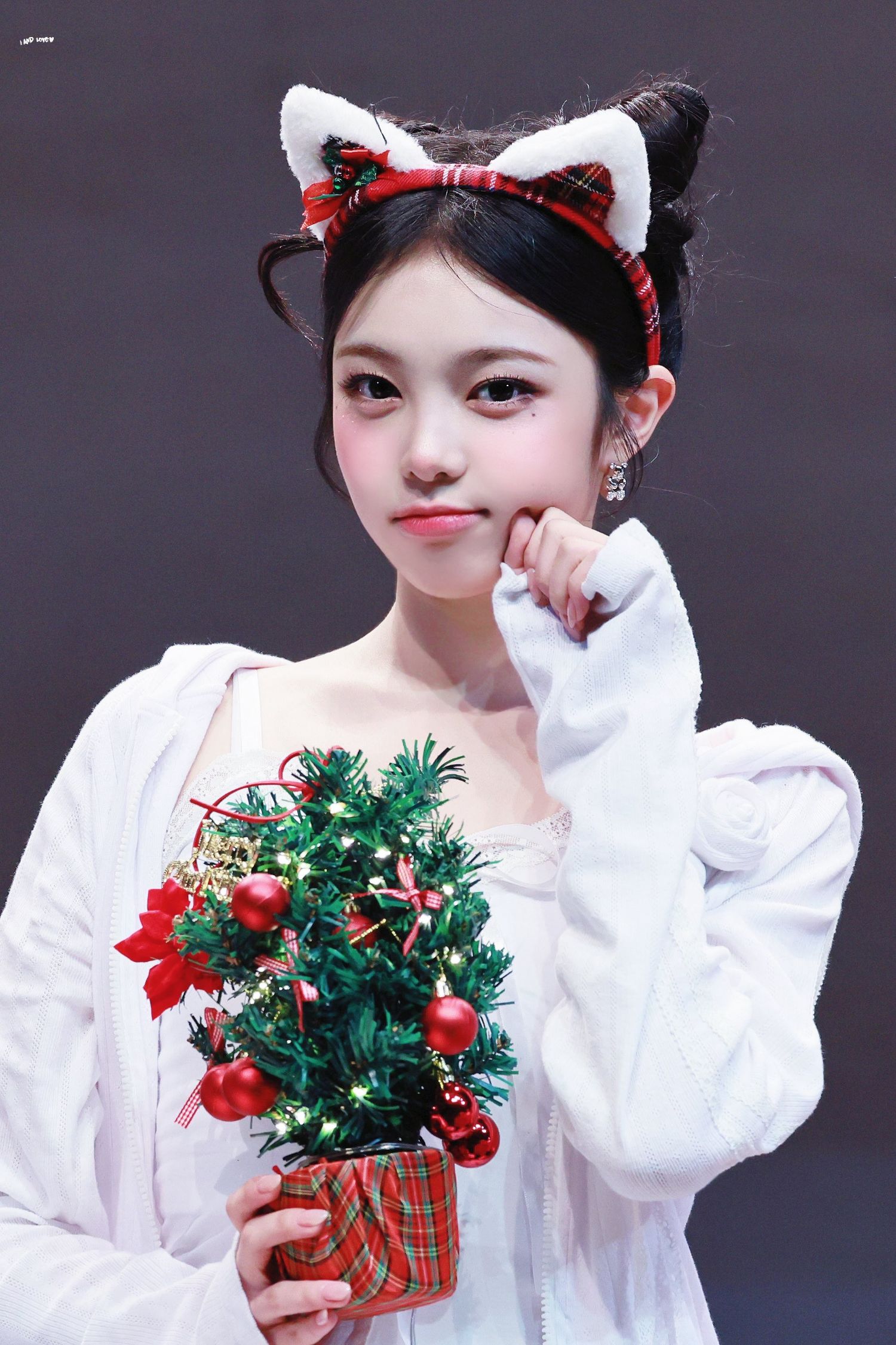 Latest photo of Ian (Hearts2Hearts)