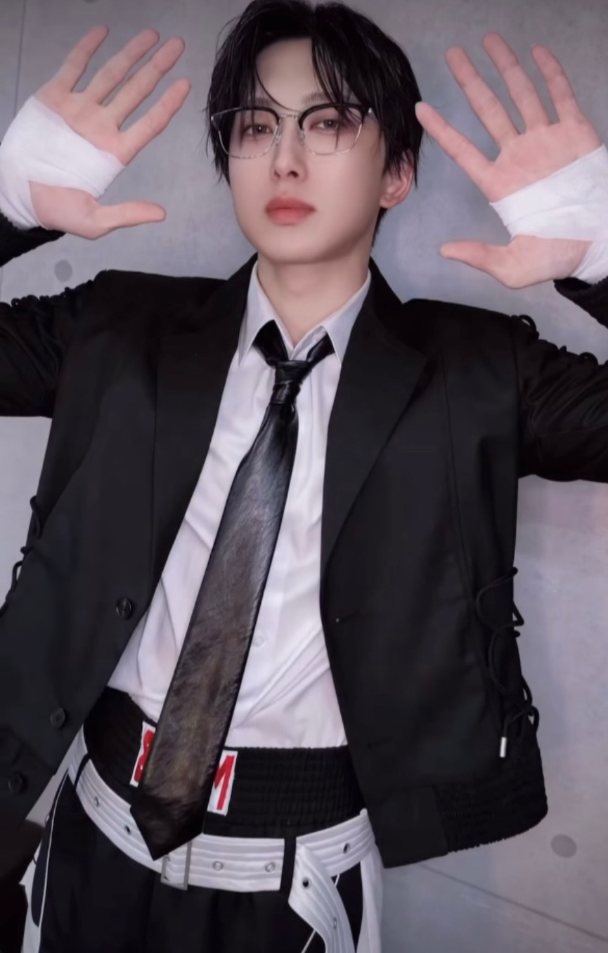 Behind-the-scenes cut of Fuma (&TEAM)