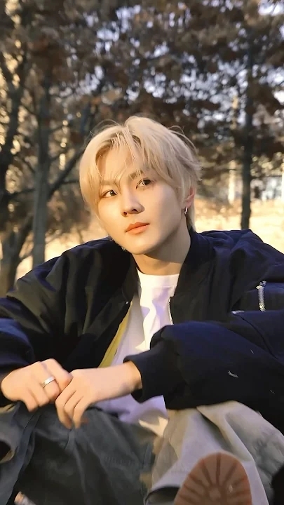 A heartfelt wallpaper shared by Jungwon (ENHYPEN)'s fans