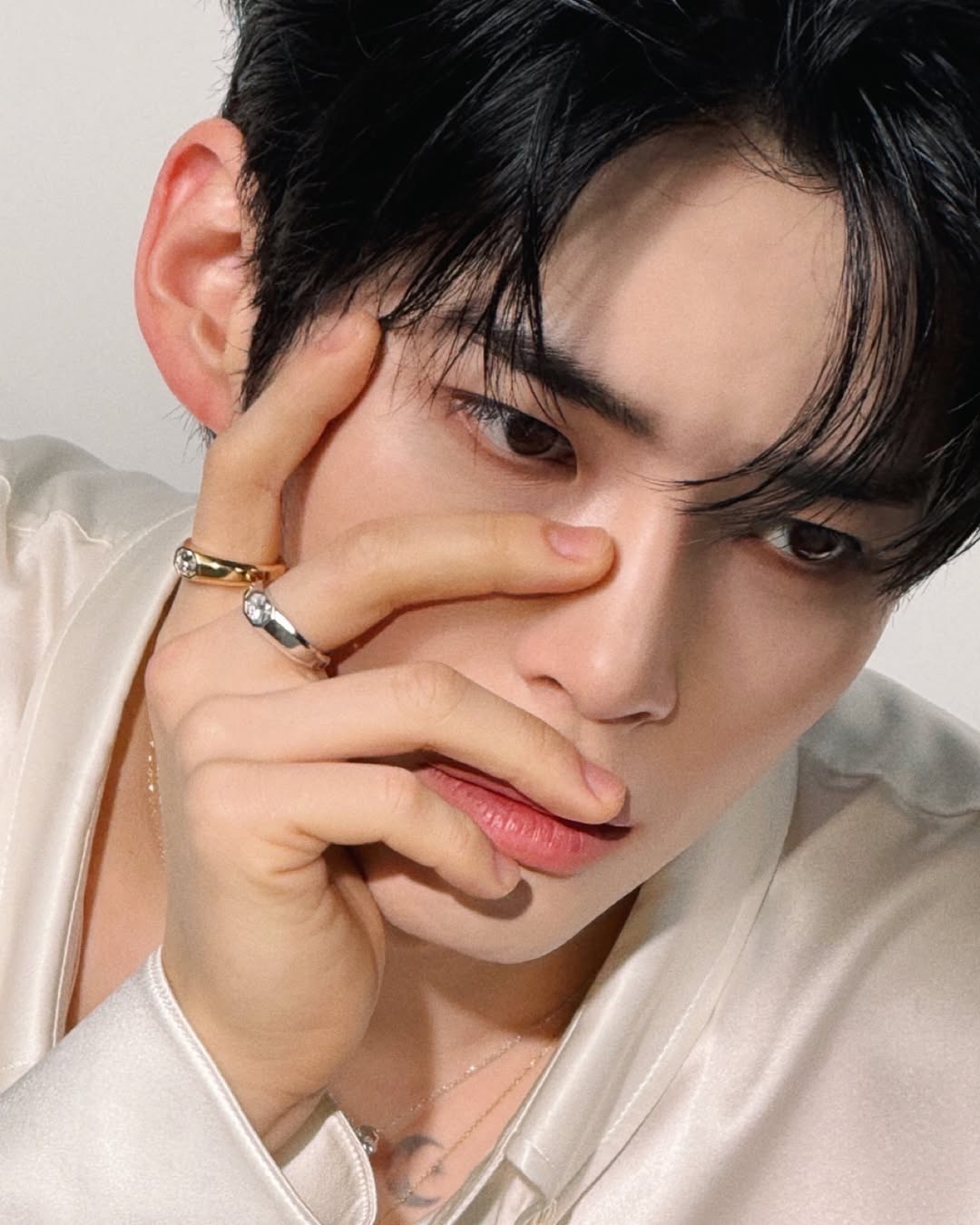 성한빈 (제로베이스원)의 최신 사진