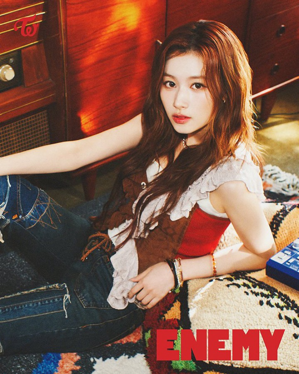 A moment captured by Sana (TWICE)'s fan