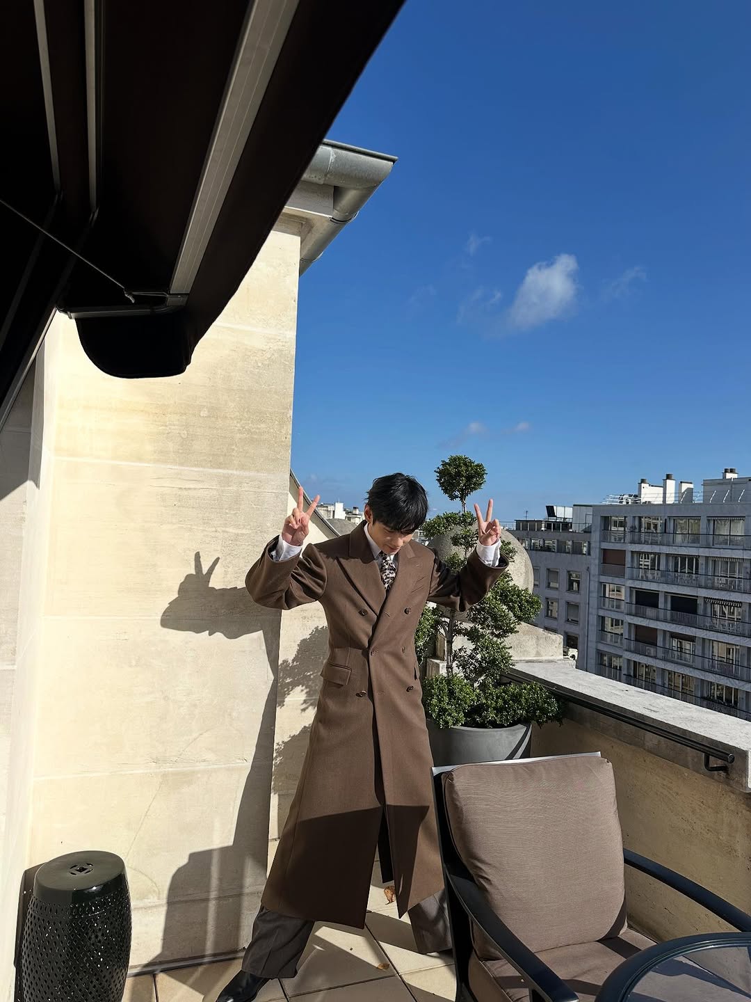 Recent activity shot of V (BTS)