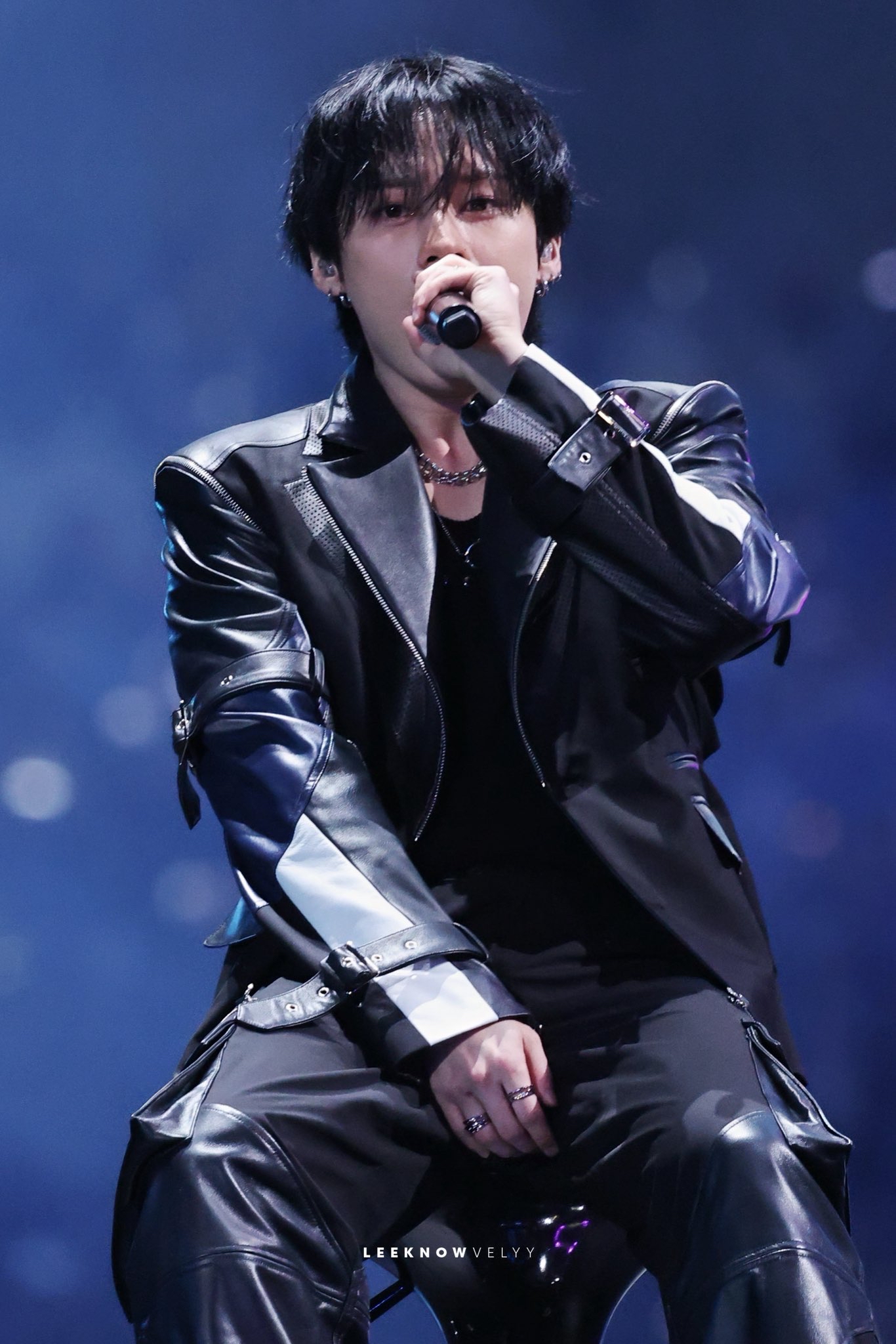 A moment captured by Lee Know (Stray Kids)'s fan