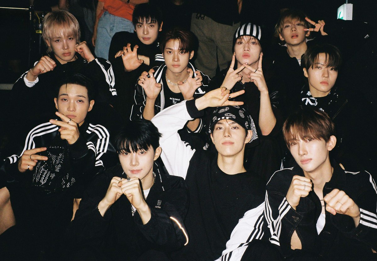 A moment captured by Xikers's fan