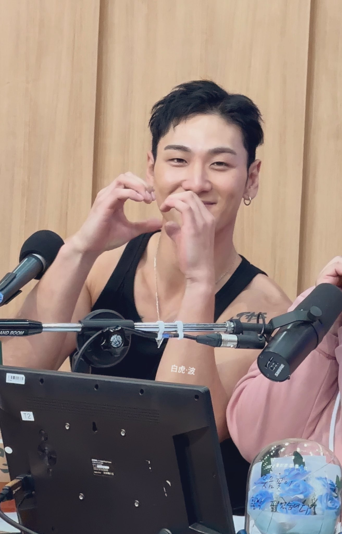 Potret di balik layar Baekho