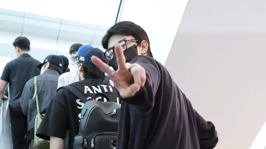 Momen yang diabadikan oleh penggemar Hyunjin (Stray Kids)