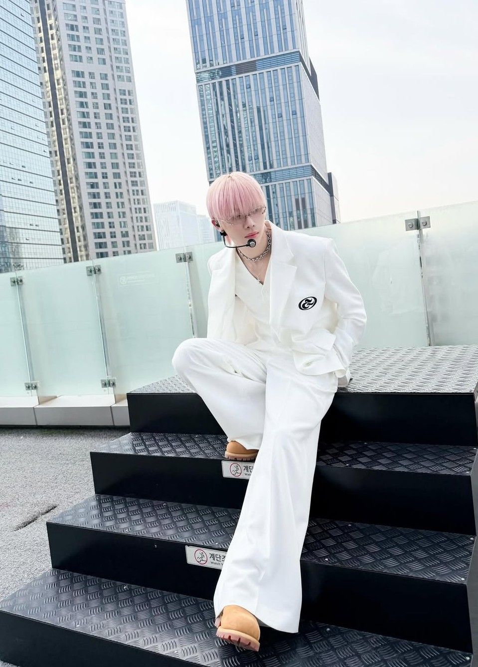 ニコラス (&TEAM)の舞台裏ショット