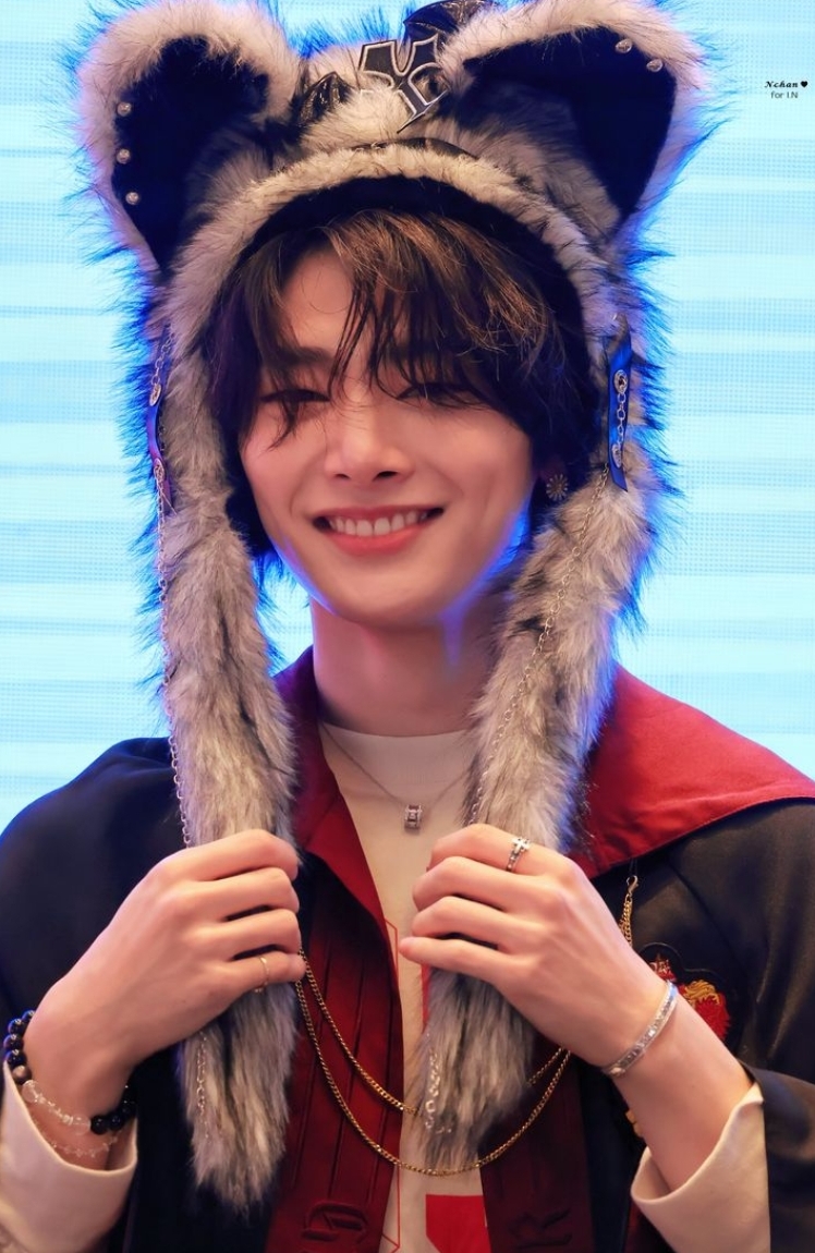 Behind-the-scenes cut of I.N (Stray Kids)