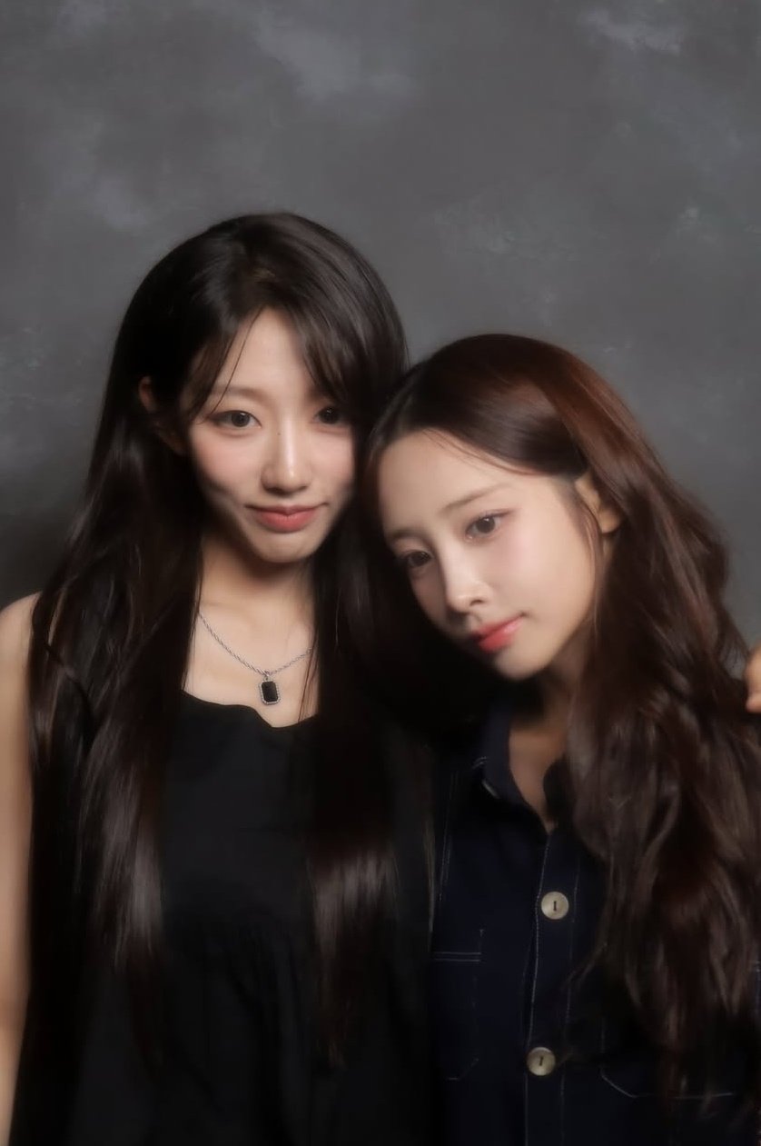 Recent activity shot of Lovelyz