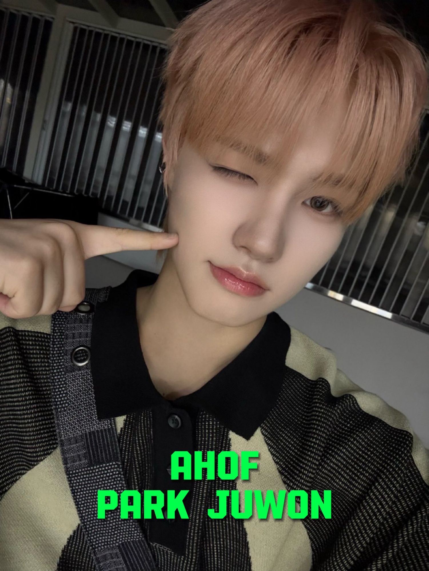 Behind-the-scenes cut of Park Juwon (AHOF)