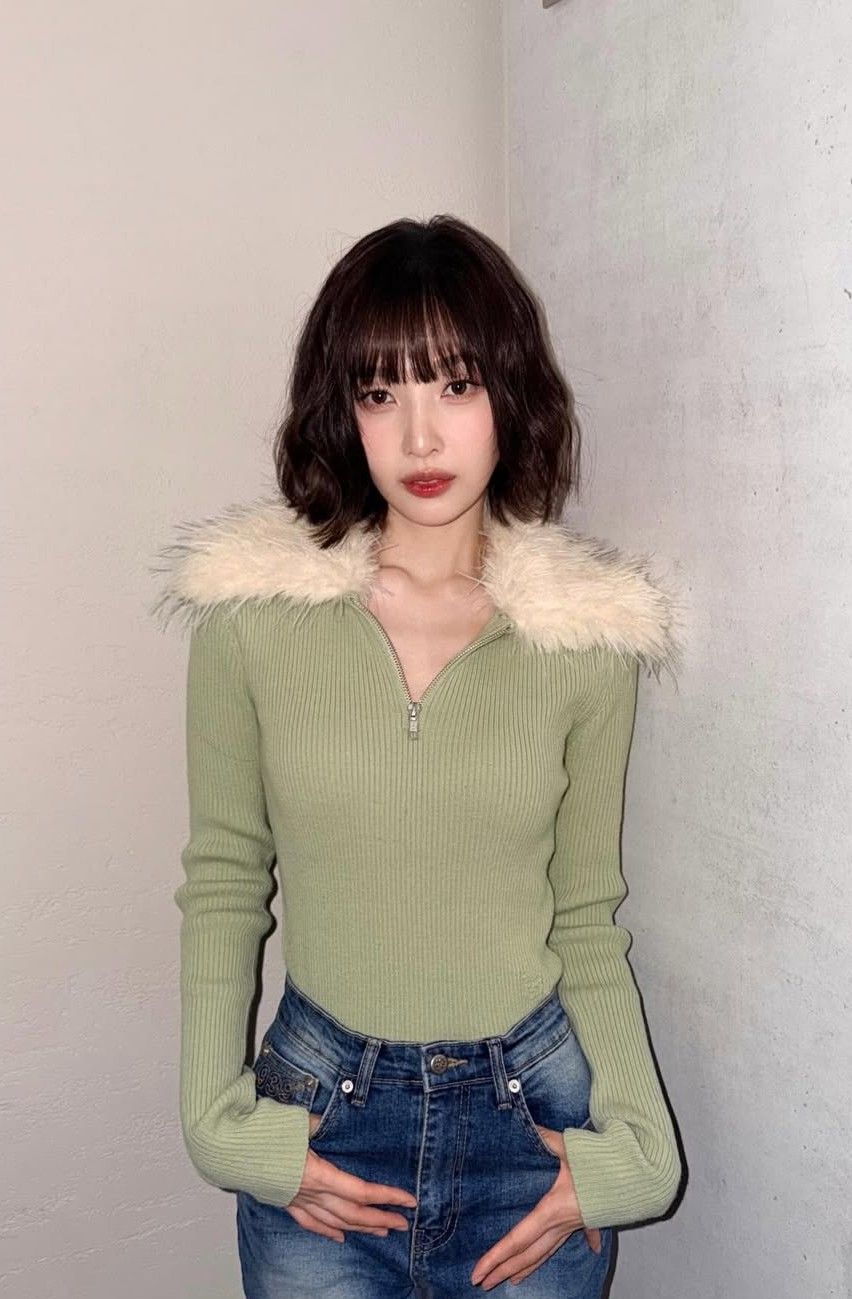 Recent activity shot of Joy (Red Velvet)