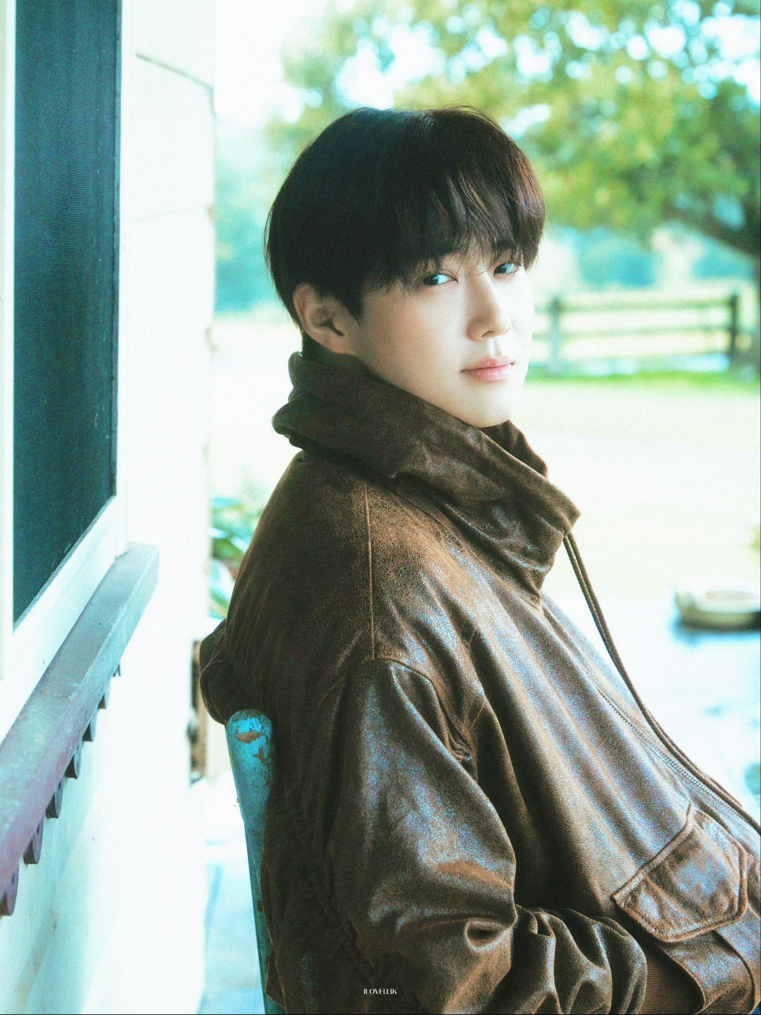 Behind-the-scenes cut of Suho (EXO)