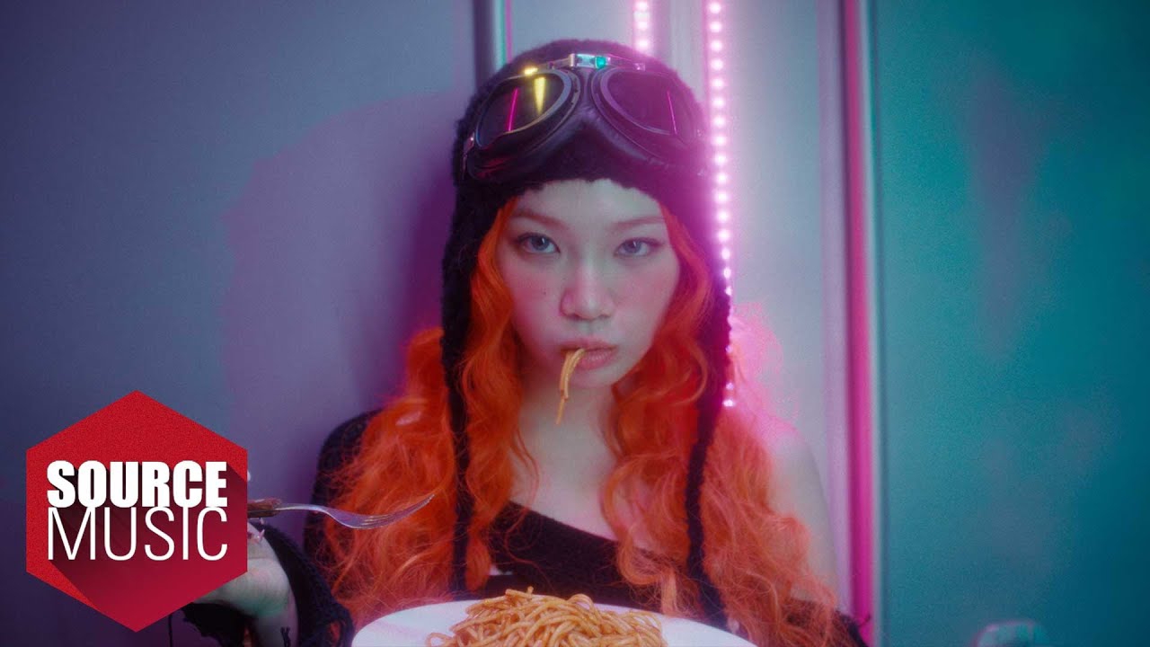 Behind-the-scenes cut of BTS