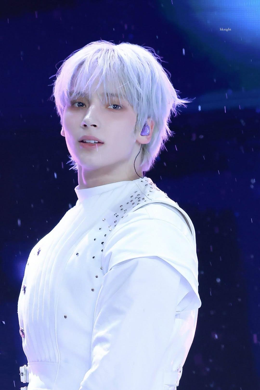 Latest photo of HueningKai (TOMORROW X TOGETHER)