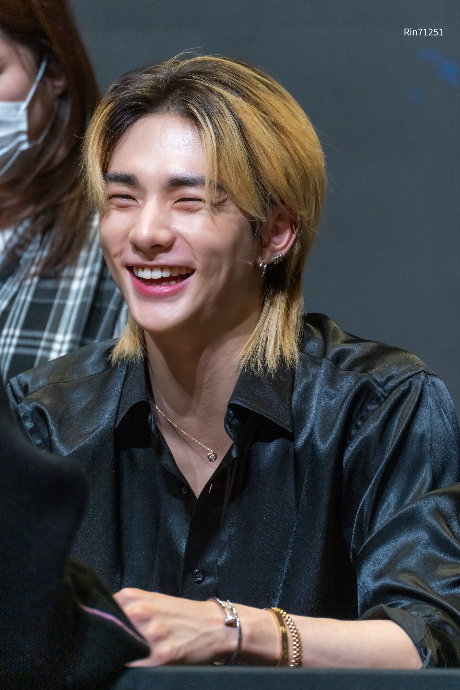 Behind-the-scenes cut of Hyunjin (Stray Kids)