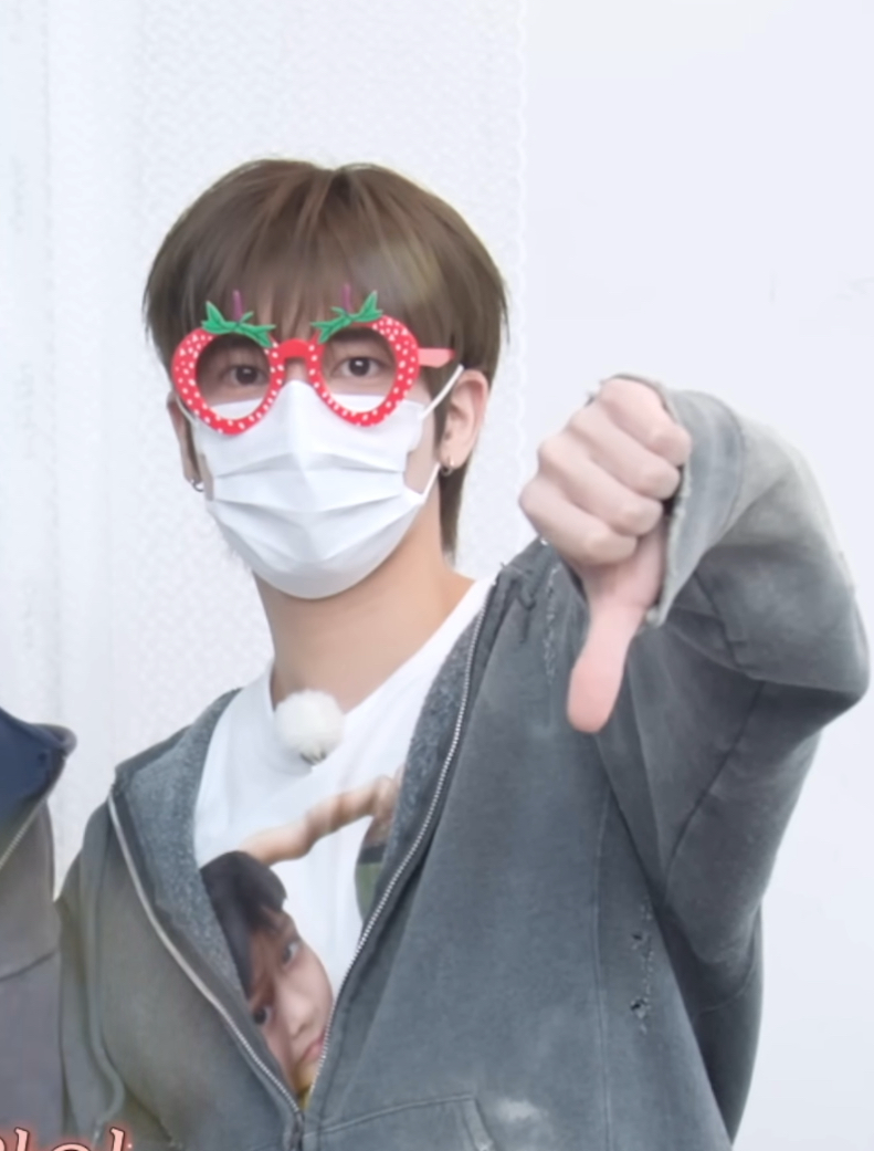 태현 (투모로우바이투게더)의 비하인드 컷