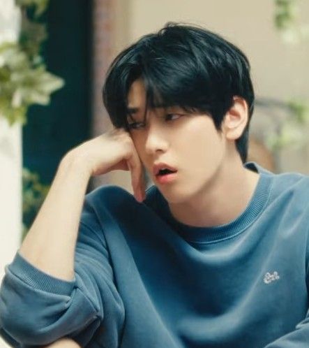 A moment captured by Soobin (TOMORROW X TOGETHER)'s fan