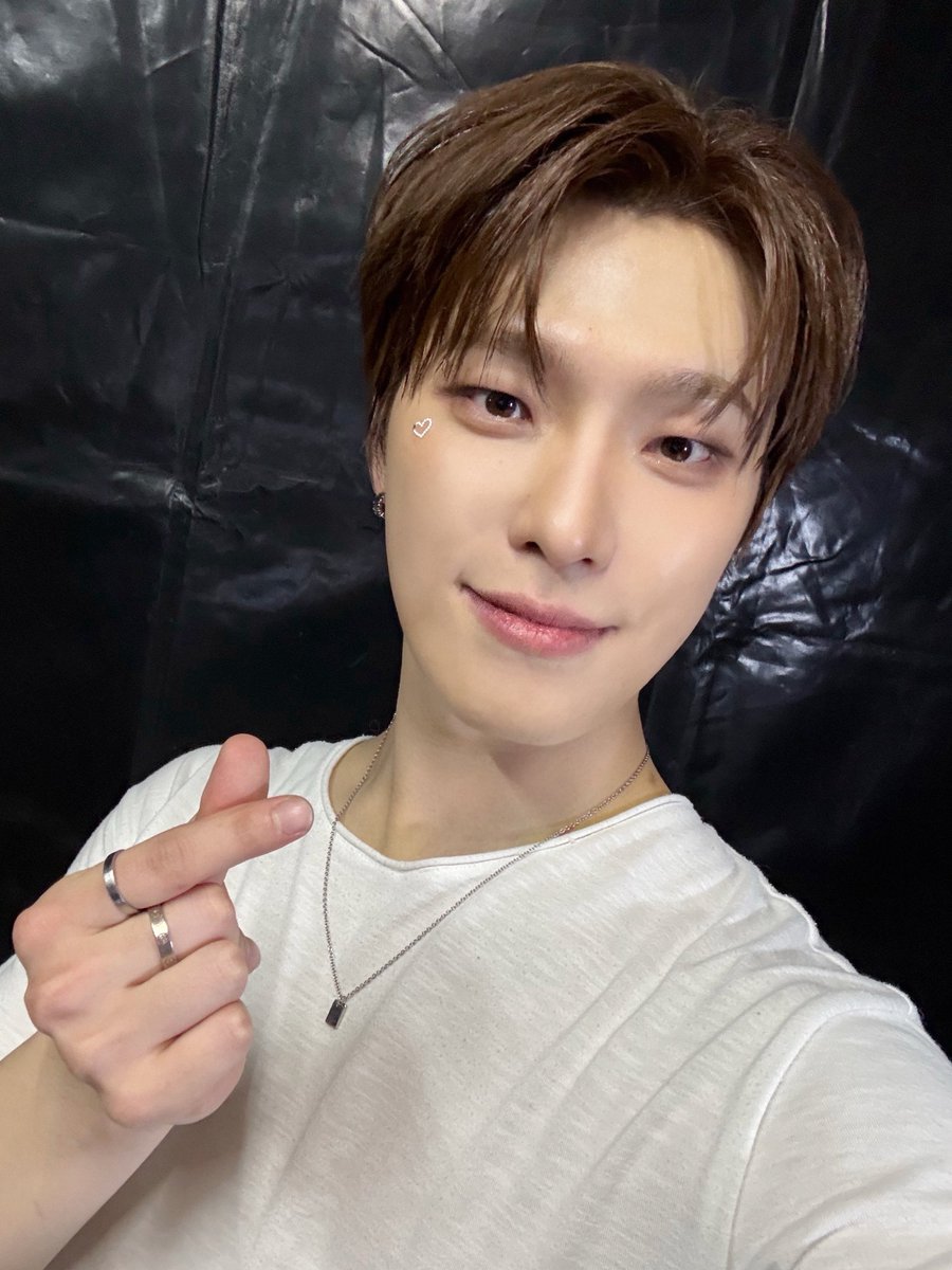 Recent activity shot of SEVENTEEN