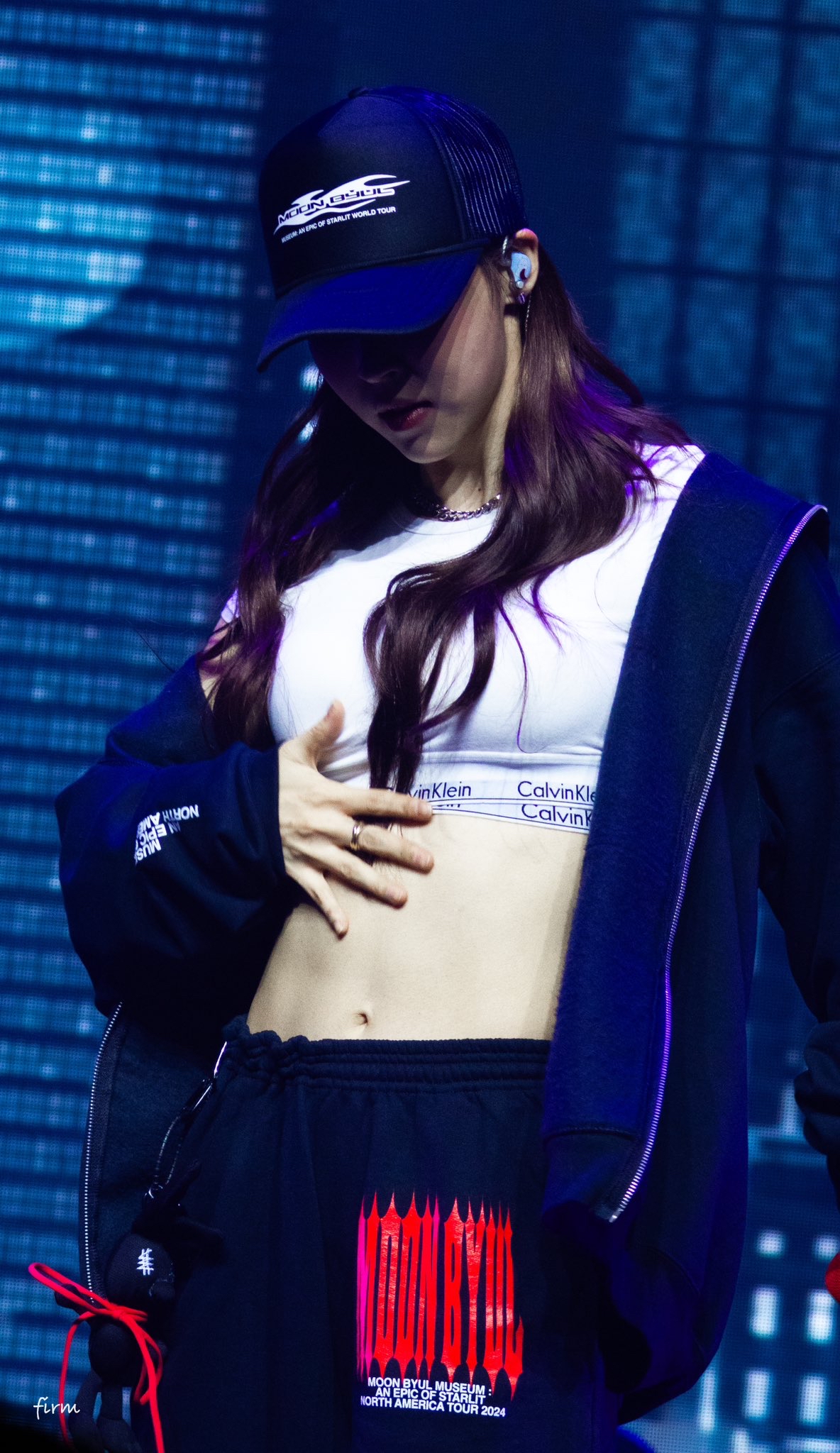 Recent activity shot of Moonbyul (MAMAMOO)