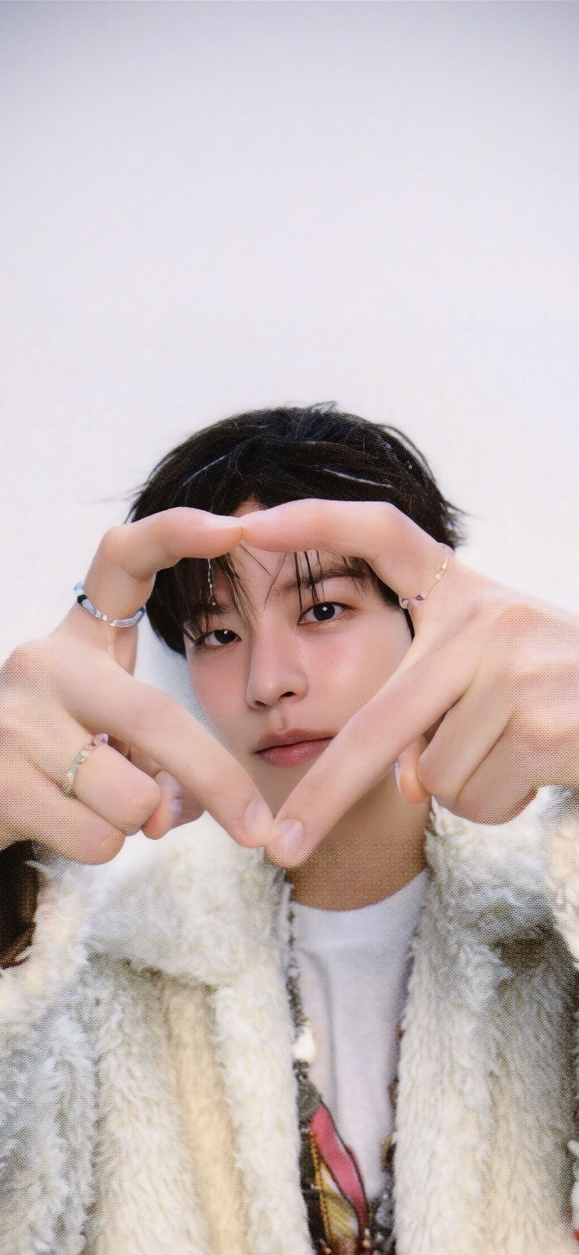 Today's most popular wallpaper in the Seungmin (Stray Kids) community