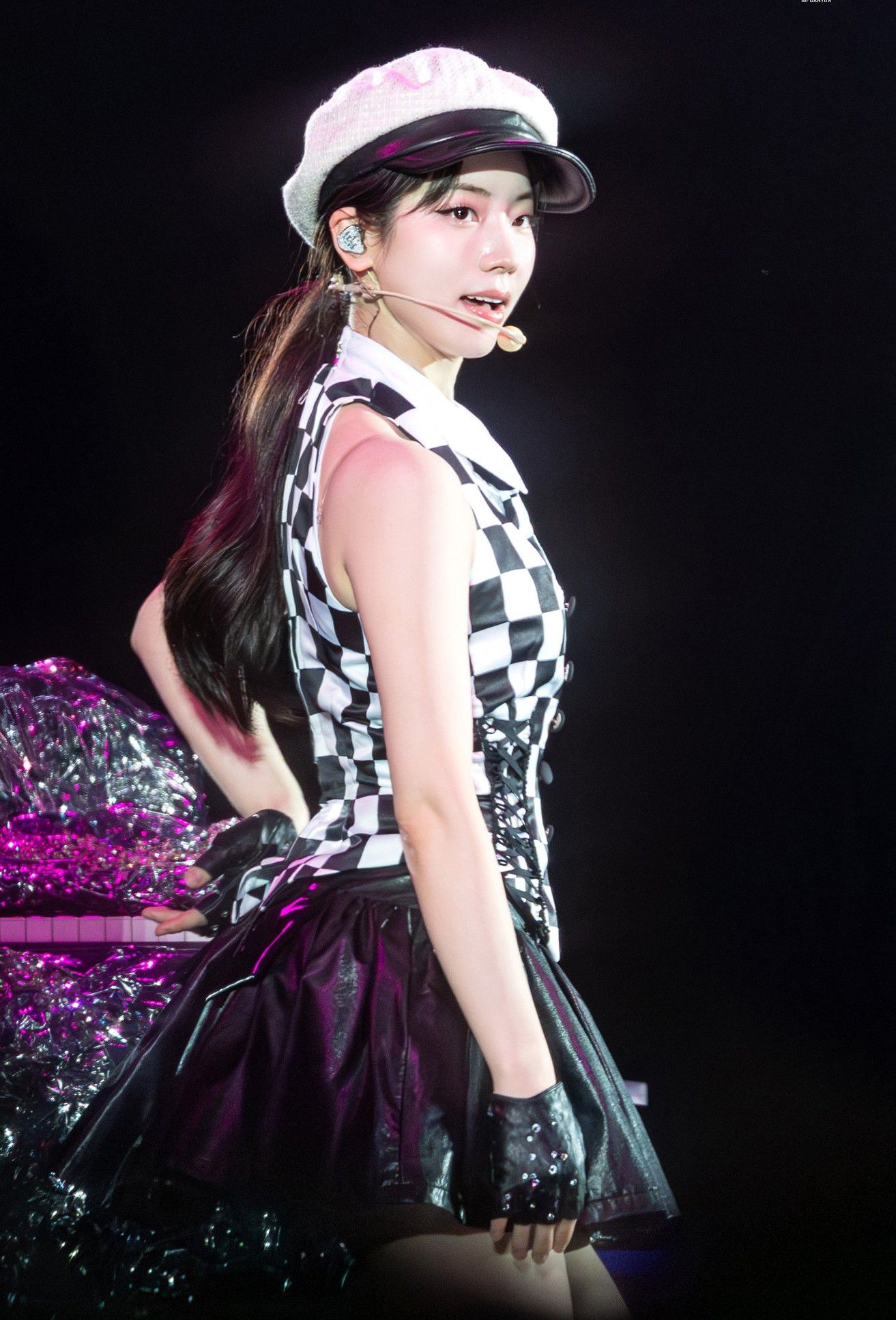 Foto aktivitas terbaru Dahyun (TWICE)