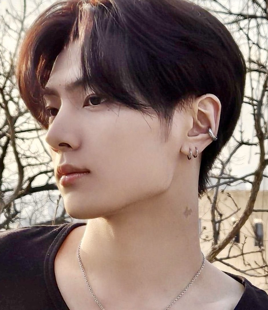 Behind-the-scenes cut of Jay (ENHYPEN)