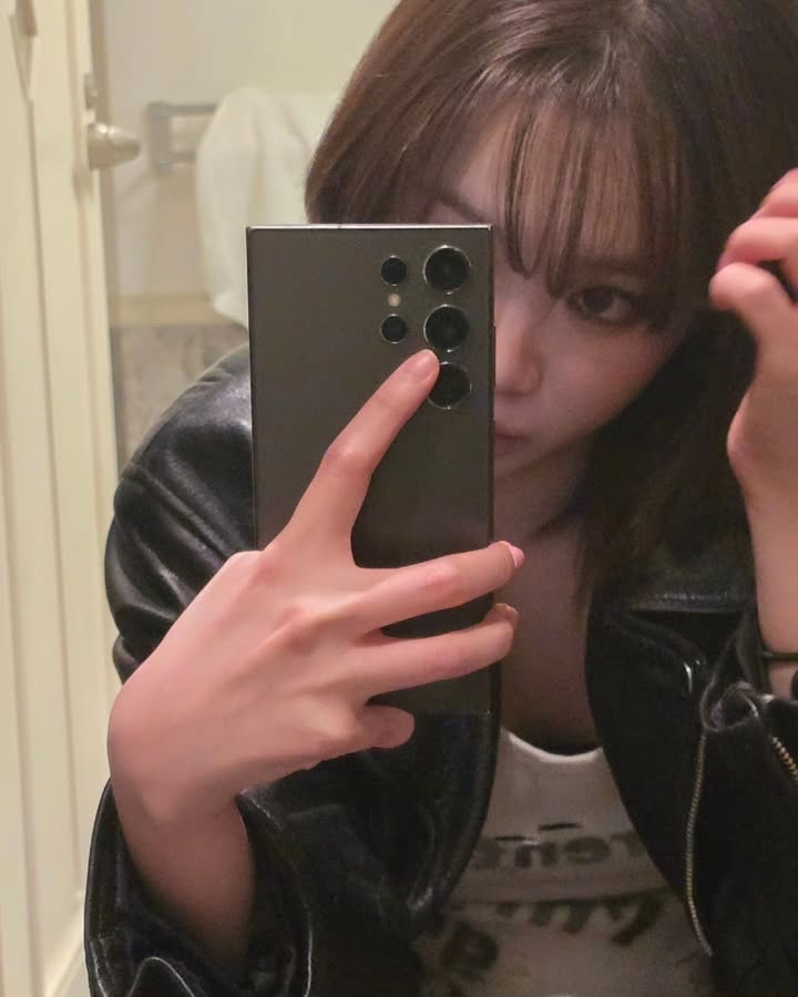 Recent activity shot of Kim Chaewon (LE SSERAFIM)